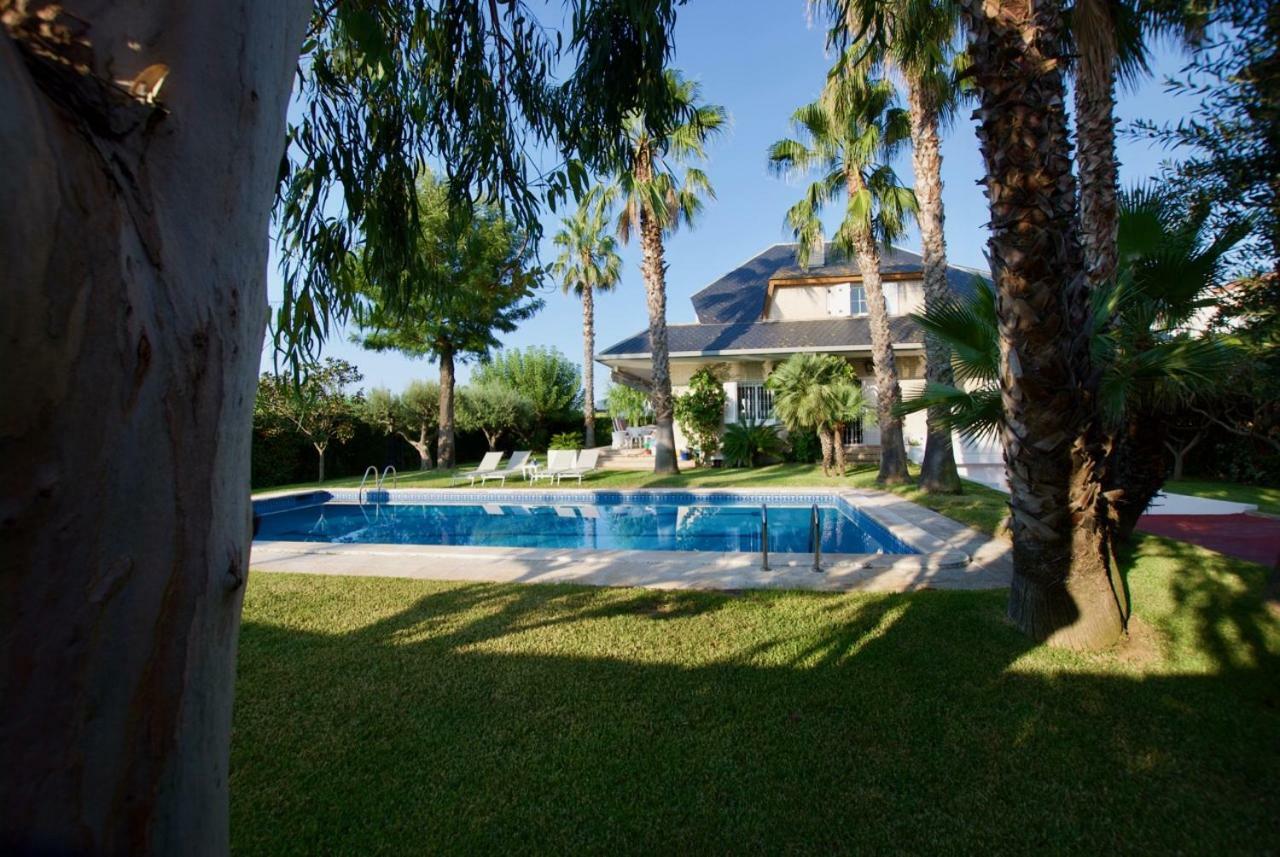 Villa Cala De La Mora Torredembarra Bagian luar foto